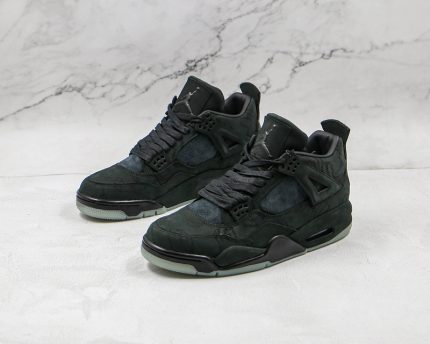 Air Jordan 4 Retro X Kaws Black/Black-Clear Glow