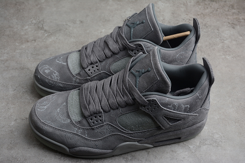 76e16359 Air Jordan 4 Retro X Kaws Shoes Cool Grey/White